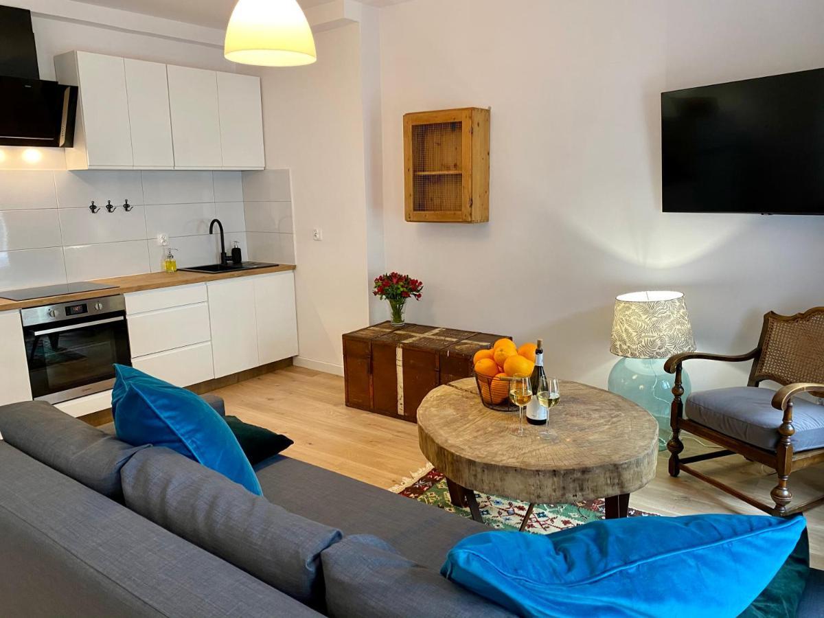 Apartament Hrabala Jelenia Góra Extérieur photo