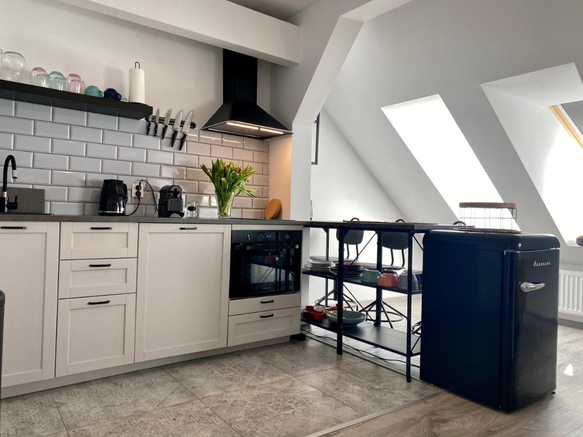 Apartament Hrabala Jelenia Góra Extérieur photo