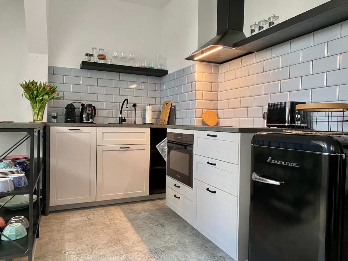 Apartament Hrabala Jelenia Góra Extérieur photo